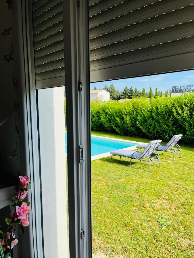 Hotel Un coin tropical en Provence ! LʼIsle-sur-la-Sorgue Exterior foto